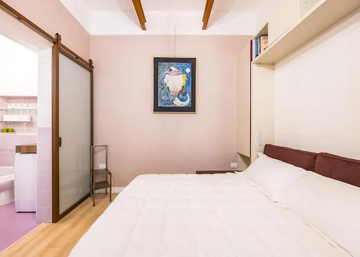 Toledo Warm Renovated Studio